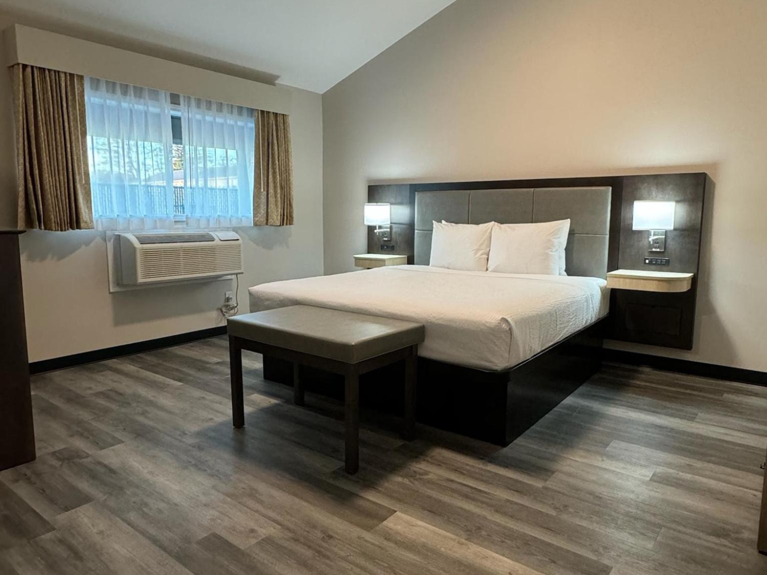 Days Inn And Suites By Wyndham Port Huron Exterior foto
